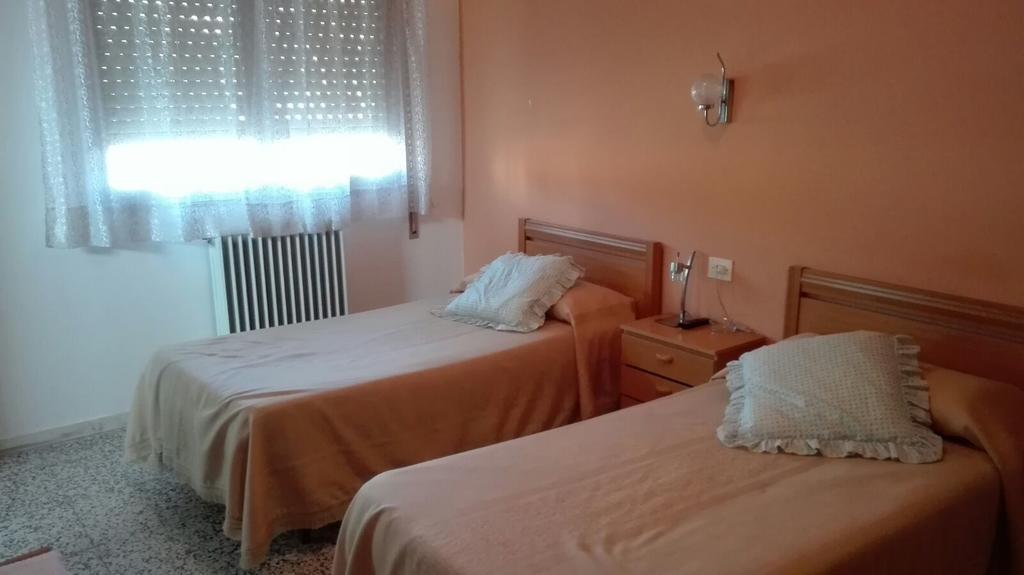 Hostal Terraferma Algerri Exterior photo
